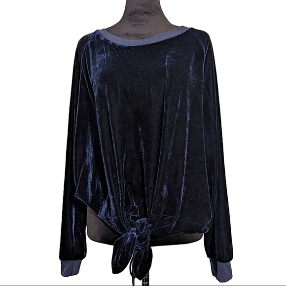 RDI Sweaters - RDI Women's Long Sleeve Velour Tie Front Sweater Navy Size Small